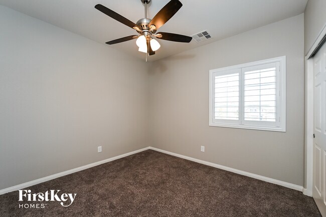 Building Photo - 10448 Camp Rock Ct