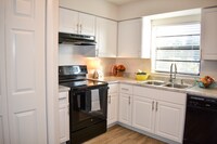 Building Photo - 5107 S Clarice Ct