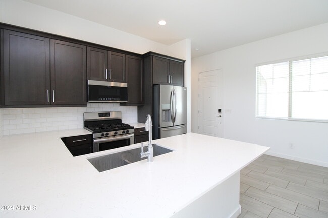 Building Photo - 259 E Sagittarius Pl