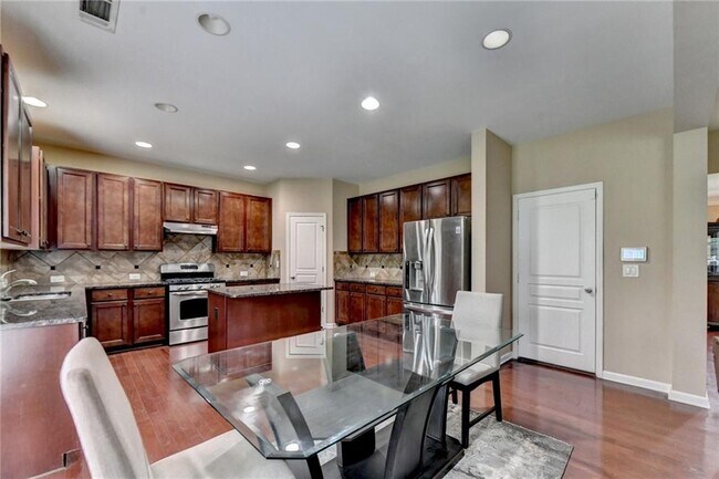Building Photo - 4228 Woods Creek Ln