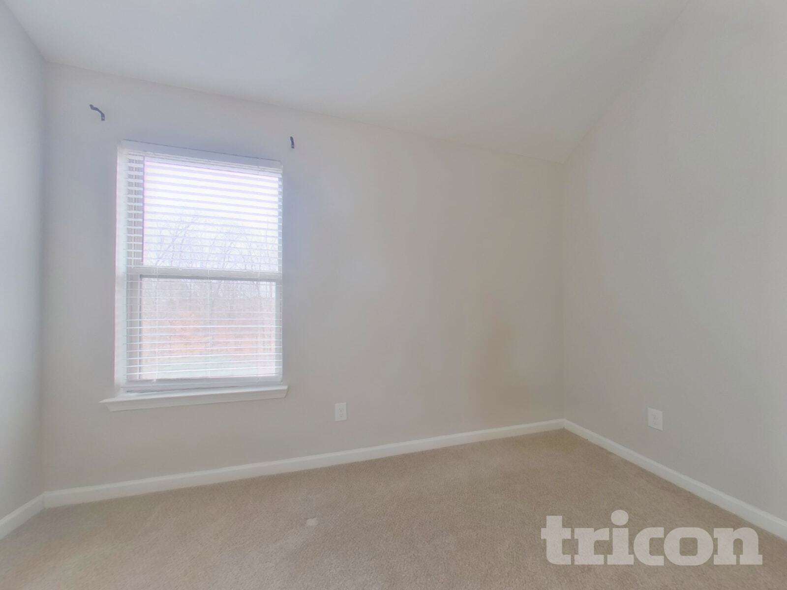 Building Photo - 20 Silver Peak Dr