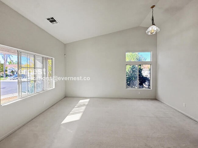 Building Photo - 9051 Ducks Pond Way