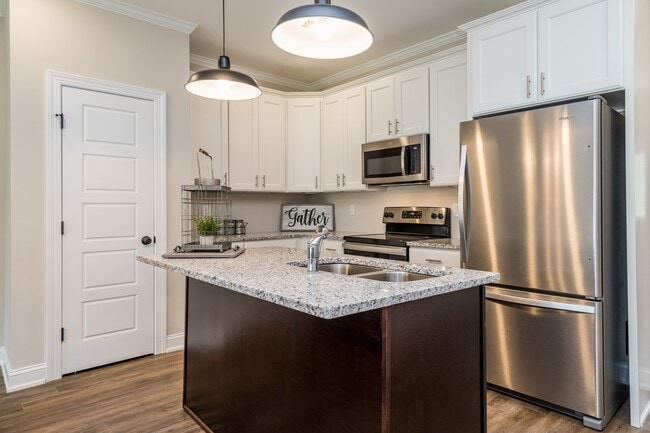 Building Photo - 97 Marsh Harbor St