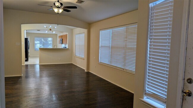 Building Photo - 1918 Adobe Stone Dr