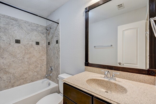 Building Photo - 27714 Dalton Bluff Ct