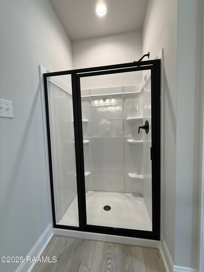 Building Photo - 135 Ridley Ln