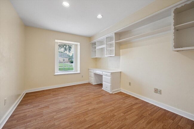 Building Photo - 14311 Overbrook Ln