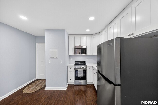Building Photo - 1 Bedroom Condo in Hackensack