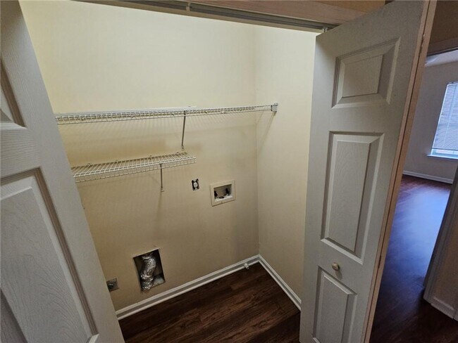 Building Photo - 2425 Ivey Crest Cir