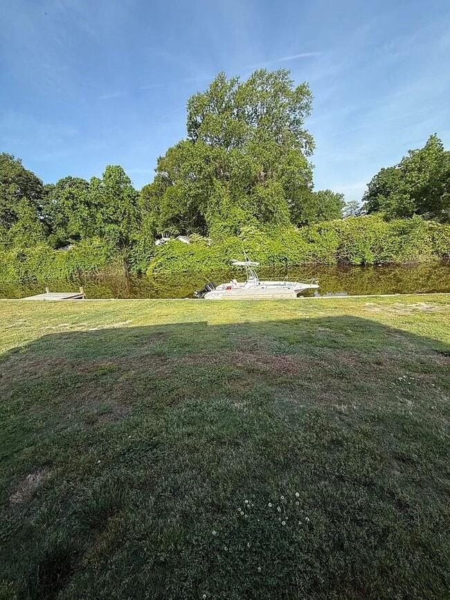 Building Photo - 317 Egret Ct