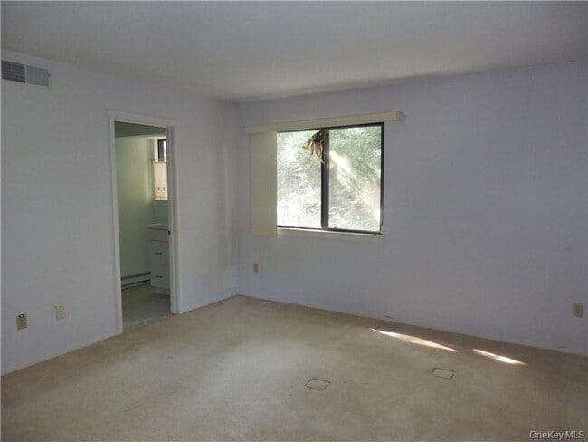 Building Photo - 132 B Heritage Hills