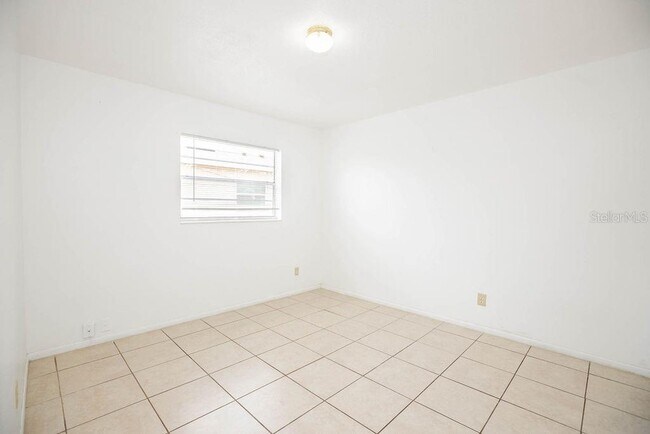 Building Photo - 740 Michigan Ct