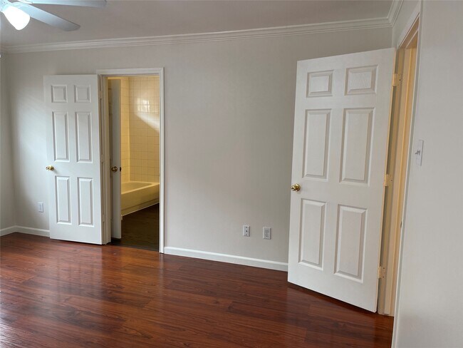 Building Photo - 11735 Alief Clodine Rd