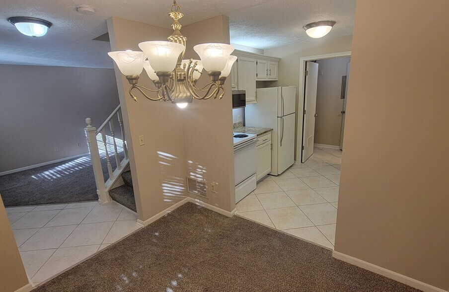 Building Photo - 382 Waterside Avenue