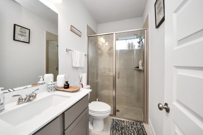 Building Photo - 5506 Onyx Fls Dr