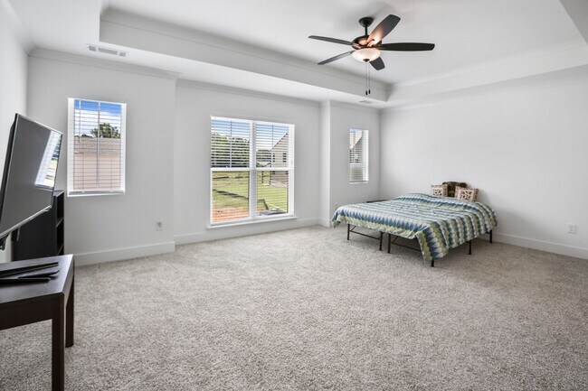 Building Photo - 3411 Adler Trl