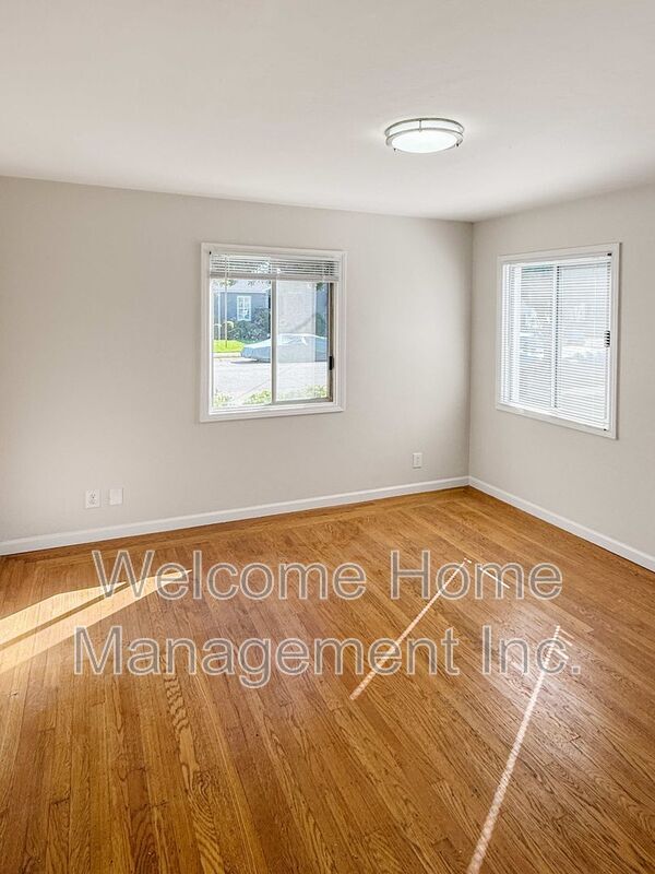 Building Photo - 184 Farrelly Dr