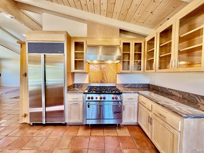 Building Photo - 321 Dutch Henry Canyon Rd