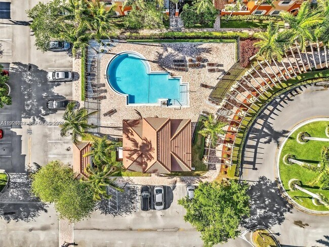 Building Photo - 2712 SW 120th Terrace