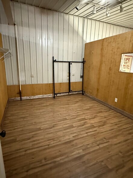 Bedroom #3 - 13360 US Highway 62 NE