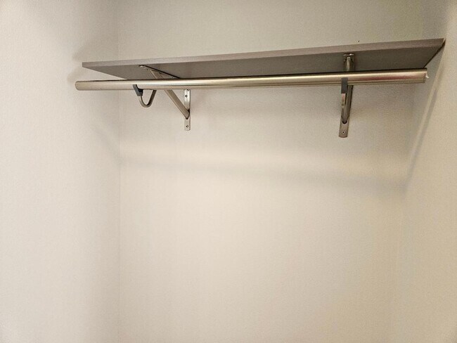 Building Photo - 105 Ila St