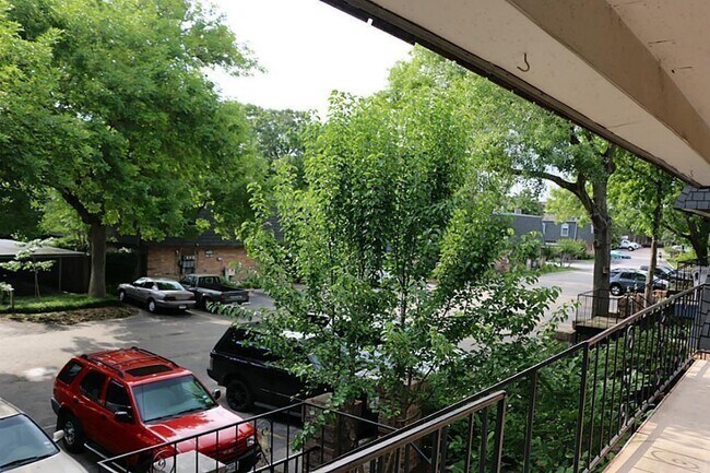 Building Photo - 9021 Gaylord Dr