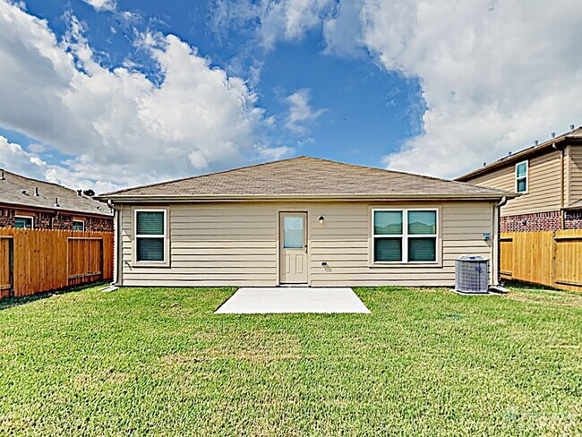 Building Photo - 733 Totem Trail Dr