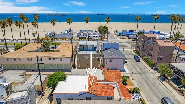 Building Photo - 26 La Verne Ave