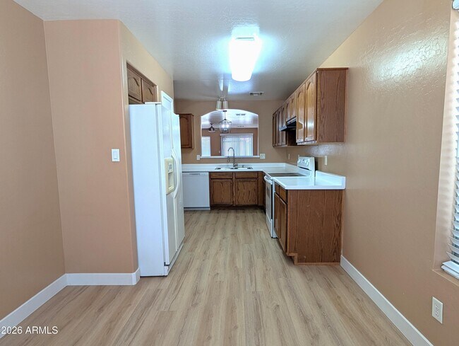 Building Photo - 13216 W Mauna Loa Ln