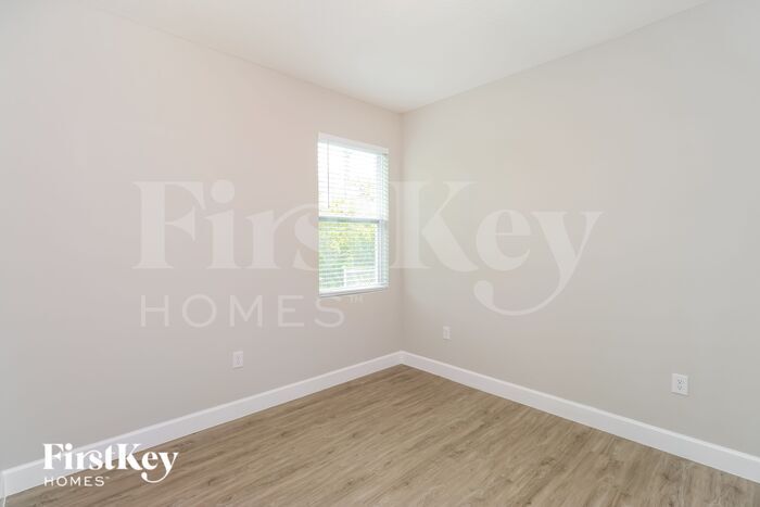 Building Photo - 380 Garbelmann St
