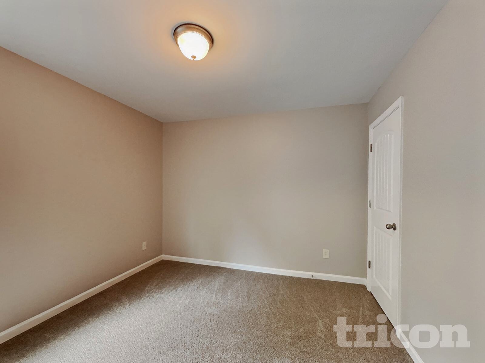 Building Photo - 1006 Grenier Terrace NE