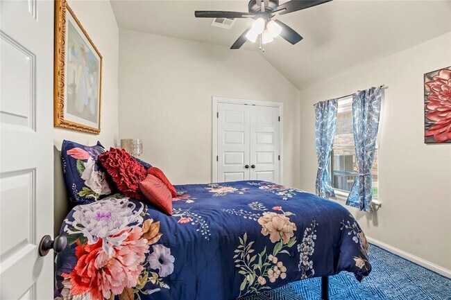 Building Photo - 2253 N Payton Ct