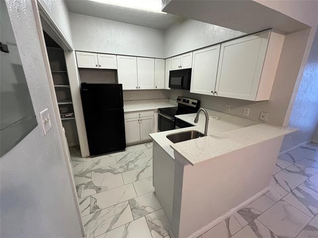 Building Photo - 501 Arbor Creek Dr