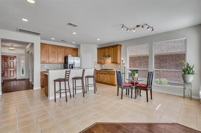 Building Photo - 3537 Navarro Way