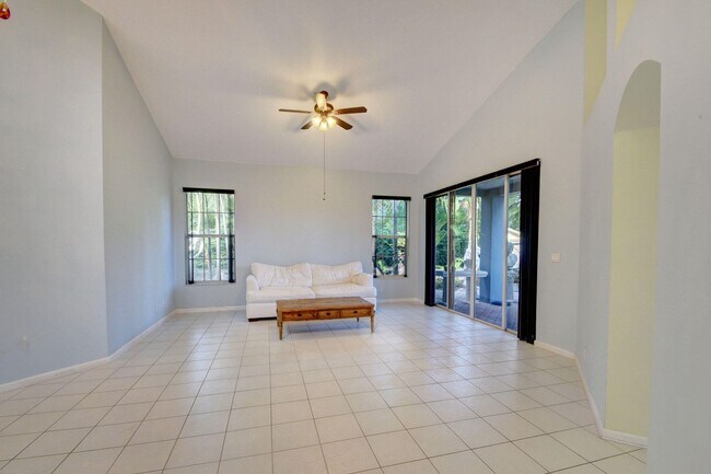 Building Photo - 9185 Baybury Ln