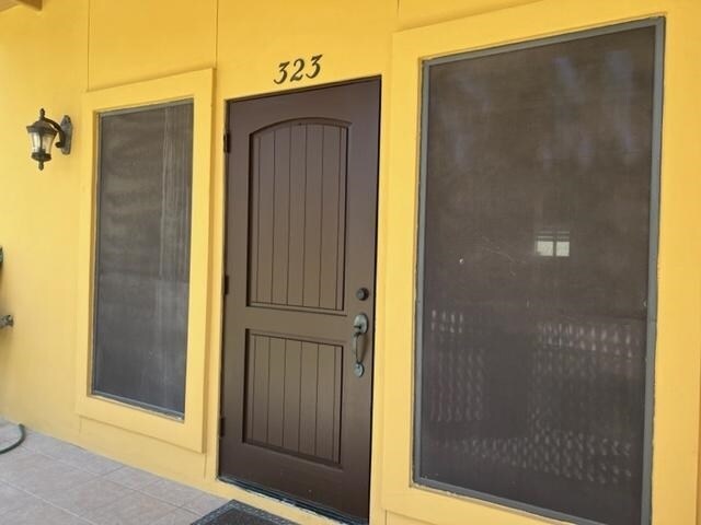 Building Photo - 1609 Saldana Ave