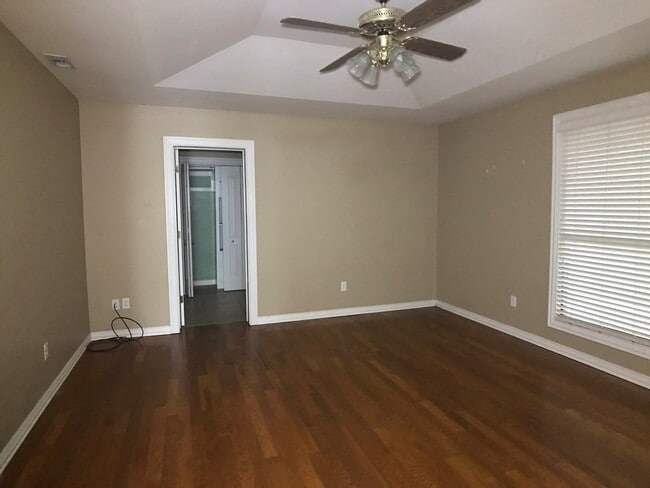 Building Photo - 3Bed/2Bath In Cimarron now Available!