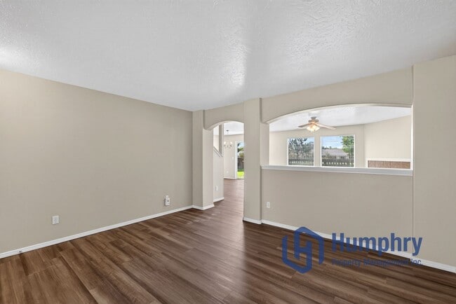 Building Photo - 2243 N Cougar Way