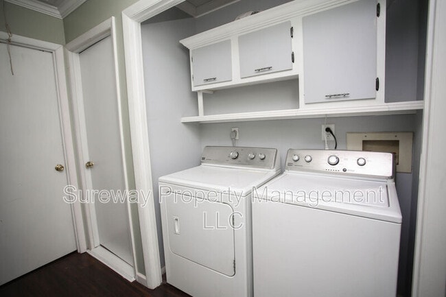 Building Photo - 2116 Harbour Dr