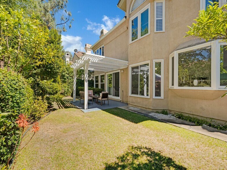 Building Photo - 23123 Park Terra