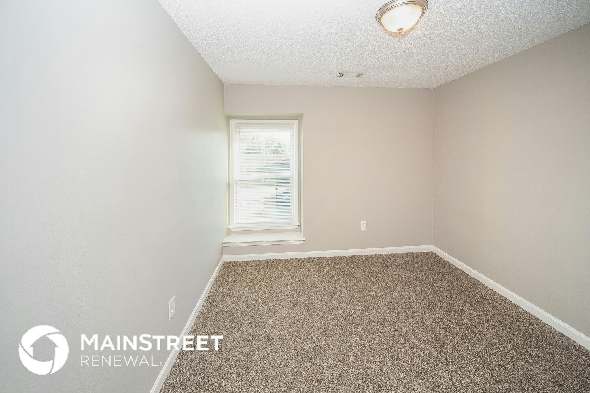 Building Photo - 6602 Meadow Bend Dr