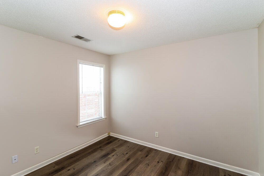 Building Photo - 7248 Bridgefield Dr