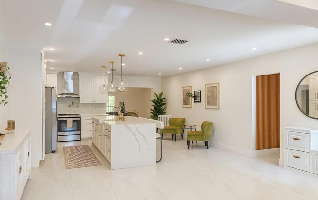 Building Photo - 2395 NE 184th Terrace