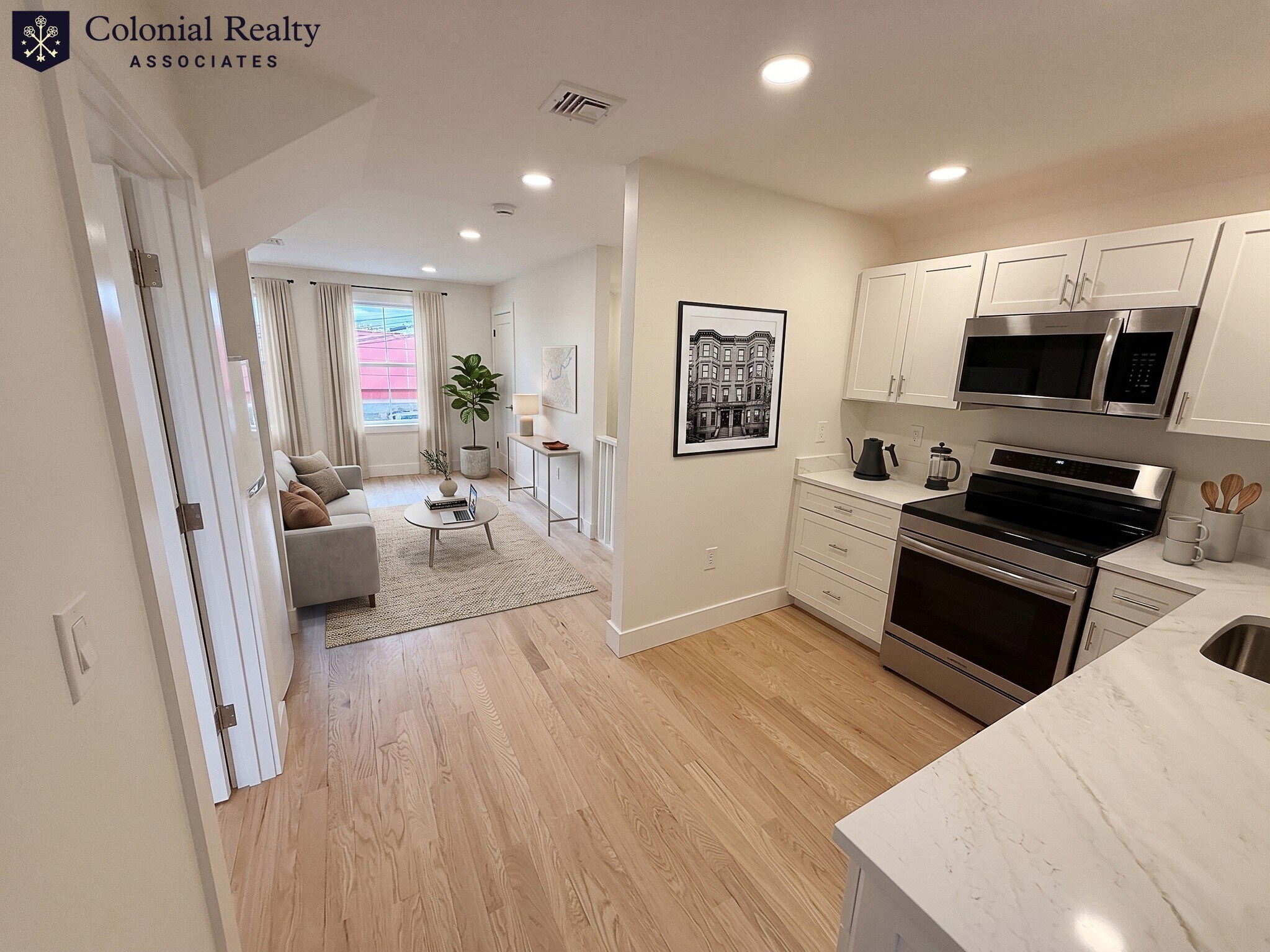 Building Photo - 69 Elm St