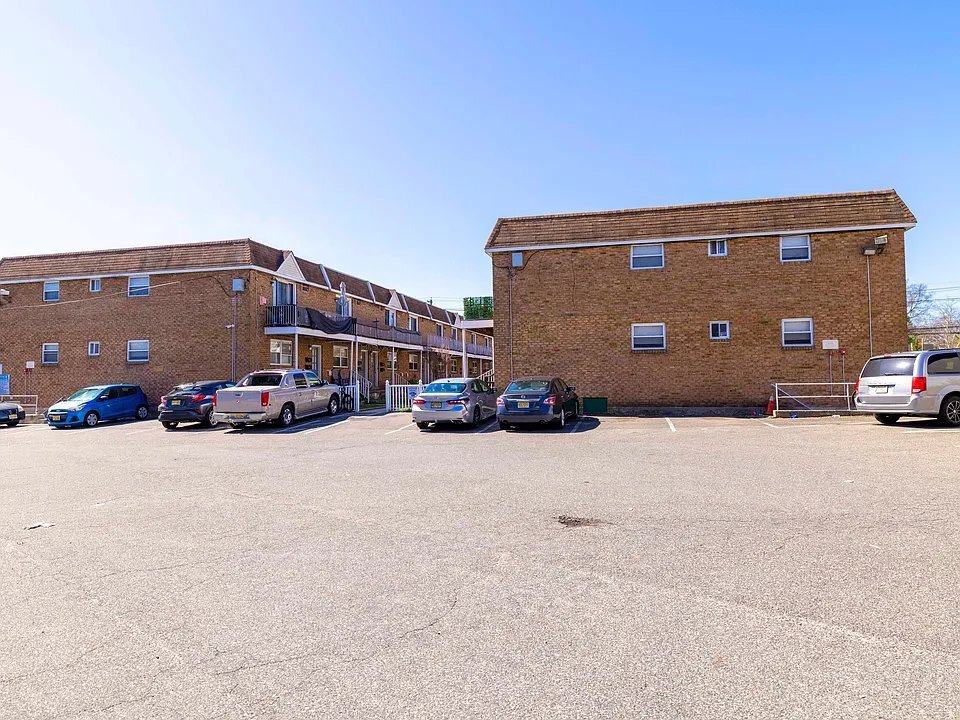 Building Photo - 501-505 N White Horse Pike