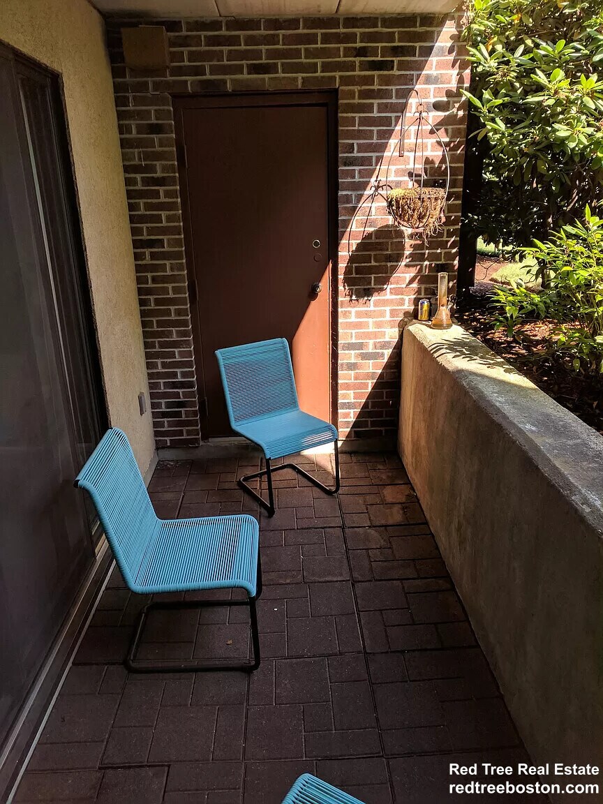 Building Photo - 53 Angleside Rd