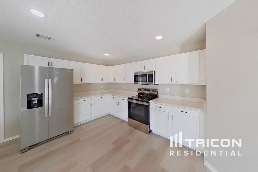 Building Photo - 141 Jefferson Dr