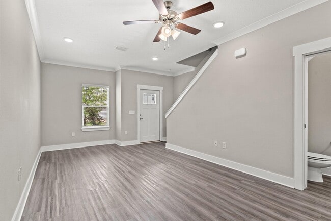 Building Photo - 118 N Sand Palm Rd