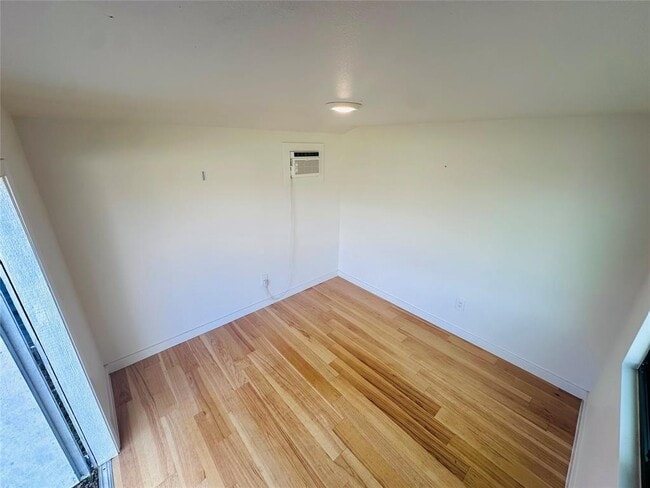 Building Photo - 7700 Manassas Dr