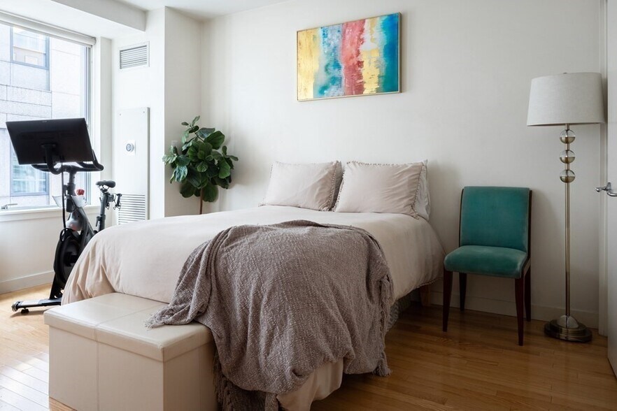 Building Photo - 80 Broad St